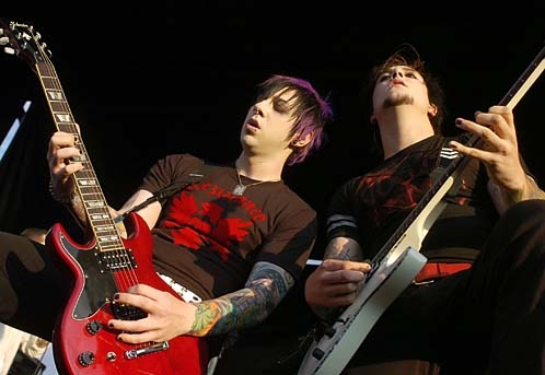 75146_syn%20&%20zacky[1].jpg